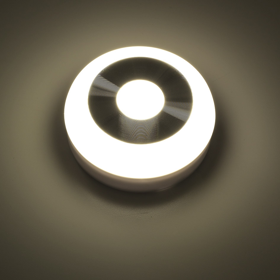 LED Leuchte mit PIR Bewegungsmelder ØxH 70x25mm, 3x AAA, warmweiß 